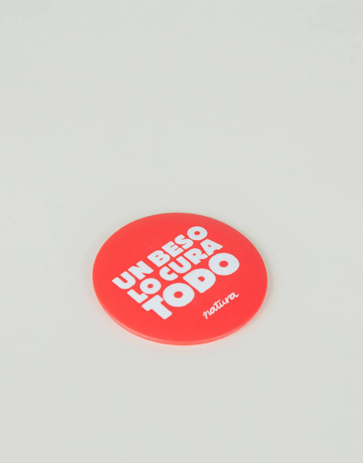 Imán "un Beso Lo Cura Todo"