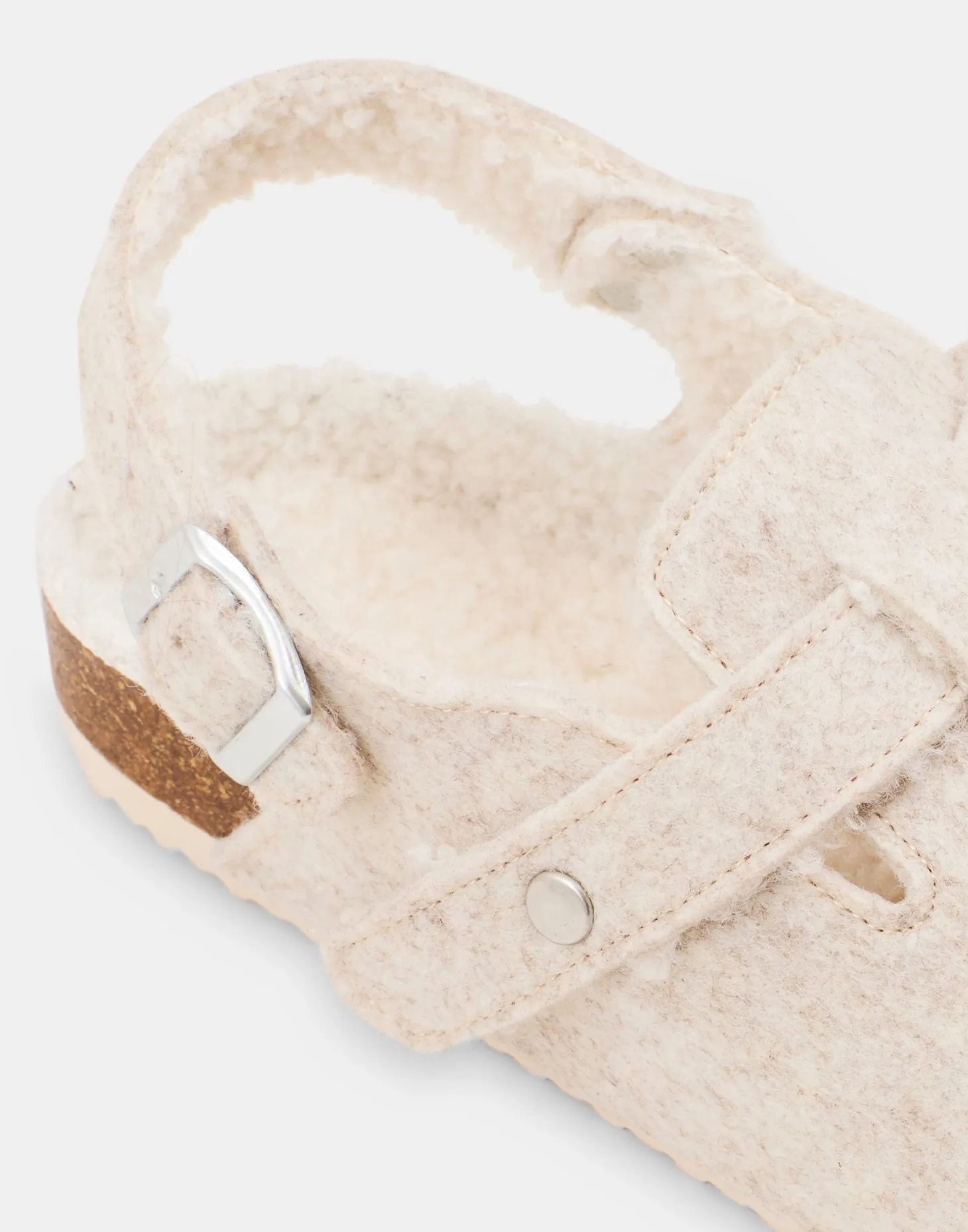 Zueco Fieltro Hebilla